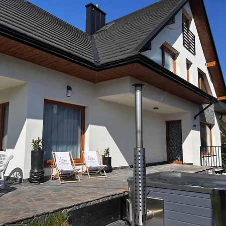 Glamoon Mountain With Jacuzzi And Sauna, Апартаменты *